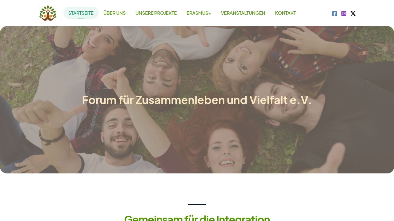 forum-vielfalt.com: What fonts does Forum-vielfalt use? - Plus Jakarta Sans, Helvetica, Space Grotesk